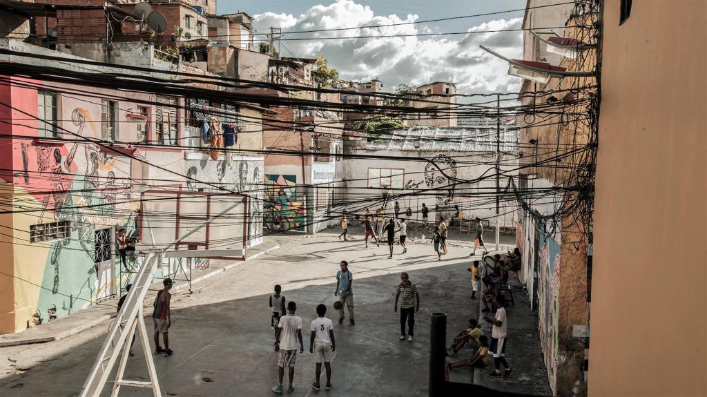 Logbook of the Barrio San Agustín. Tracking Marín&nbsp;Square.