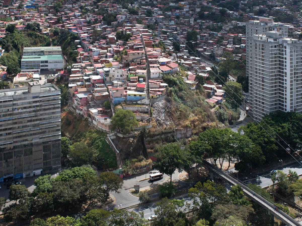 Reivindicando la épica de los barrios auto-producidos: Aproximaciones desde San Agustín del&nbsp;Sur.